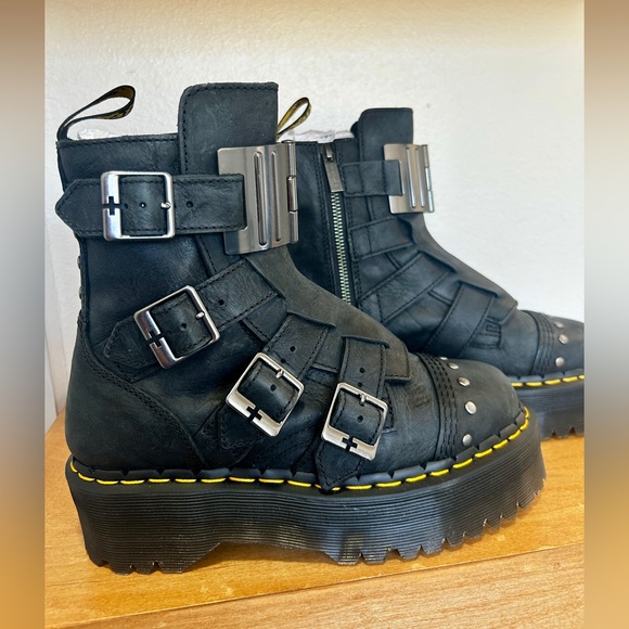 Dr. Martens Jadon Hinge Buckle Antique - Picture 3 of 13